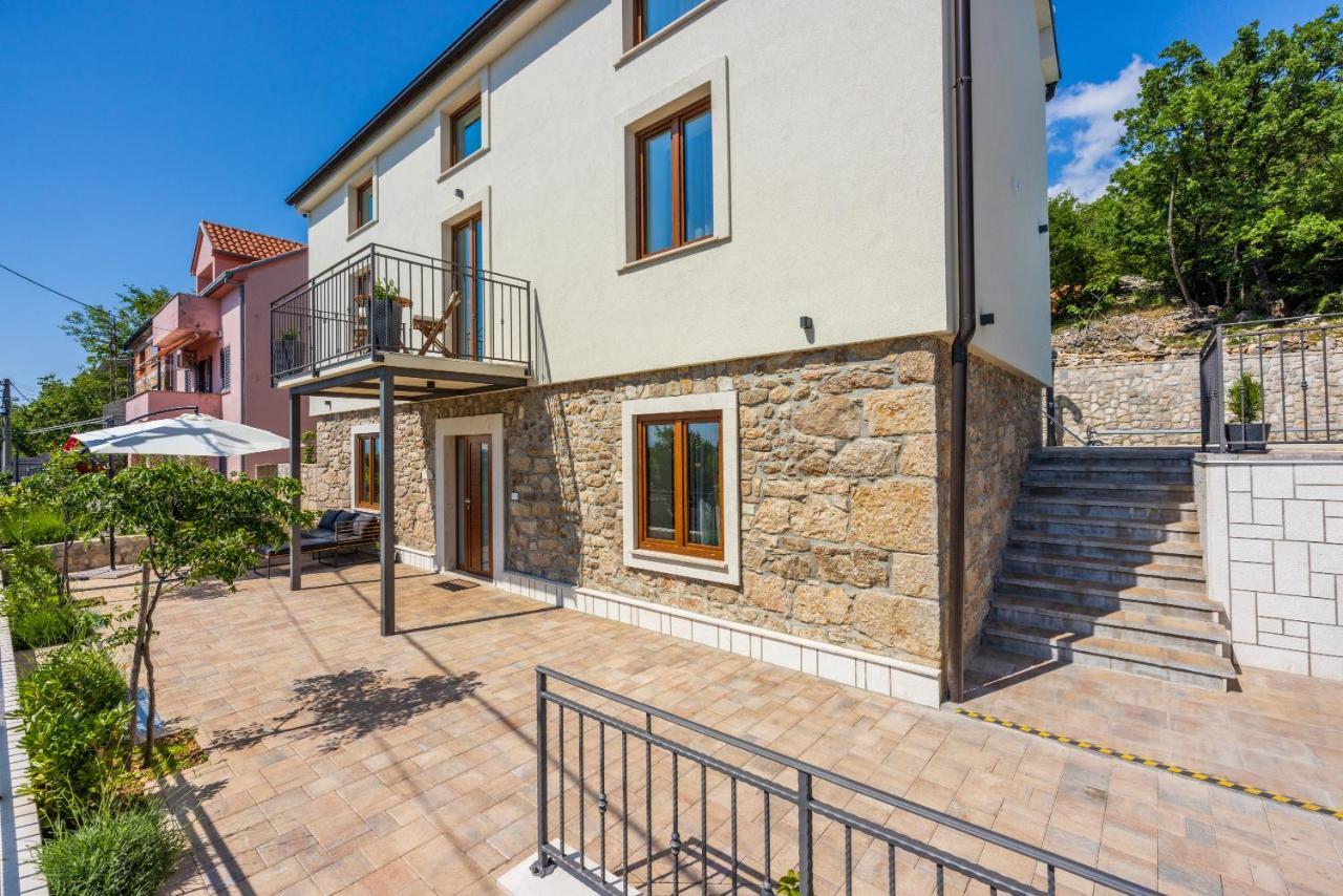 Villa Antani With Heated Pool, Sauna & Jacuzzi Crikvenica Exterior photo